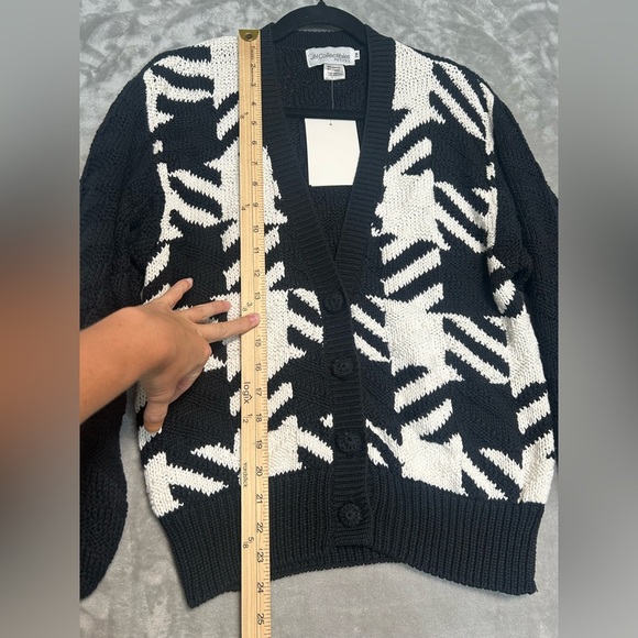 JH Collectibles Open Knit Cardigan Women’s Medium Petite Black White Grandma - Picture 5 of 5